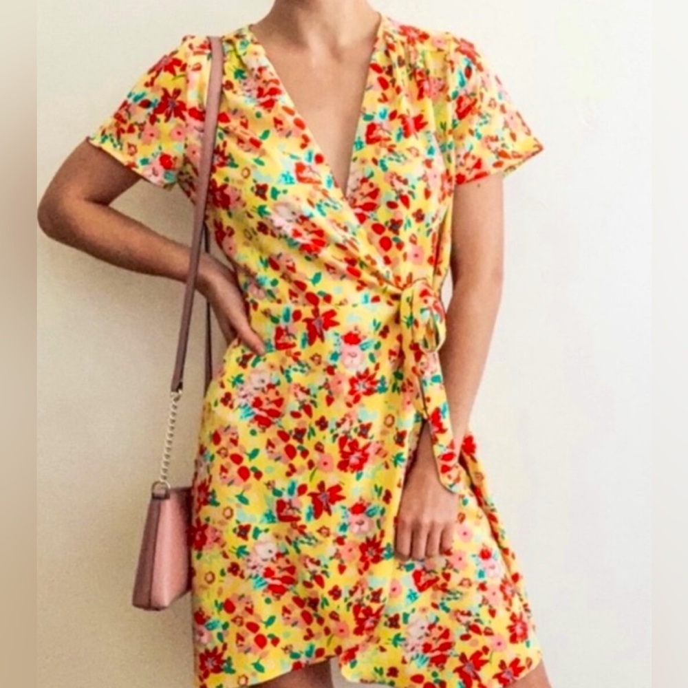 J Crew Factory Yellow Floral Wrap Dress Size 8